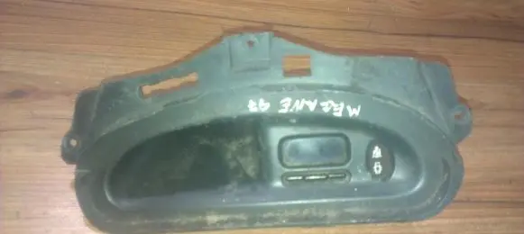 Renault Megane I Screen/display/small screen 7700421037 22705-00at