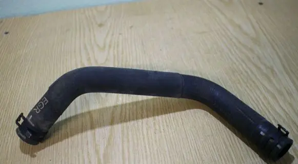 Volkswagen Touran I Engine coolant pipe/hose 1K0121157BJ