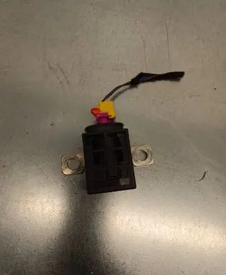 Battery relay fuse