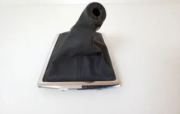 Toyota Corolla Verso E121 Gear shifter surround trim plastic