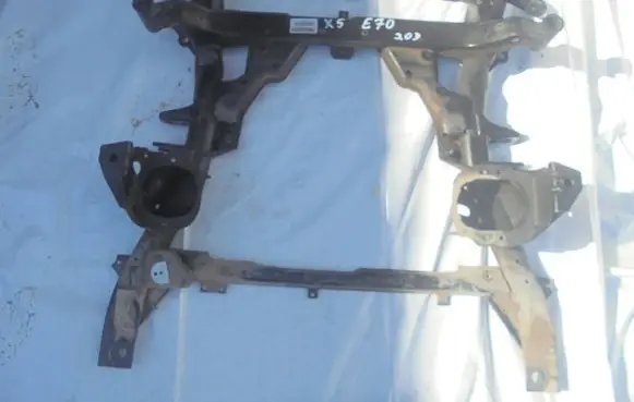 BMW X5 E70 Front subframe 6772681