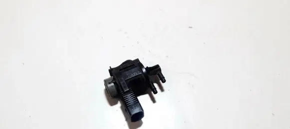 Audi A4 S4 B8 8K Turbo solenoid valve 1K0906283A