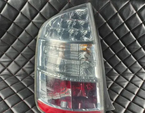 Toyota Prius (XW20) Rear/tail lights 