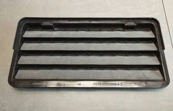 Volkswagen Amarok II Quarter panel pressure vent HC3B25280B62AE