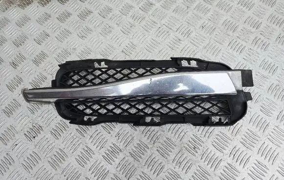 Jaguar XF X250 Front bumper lower grill 8X2315K232BC