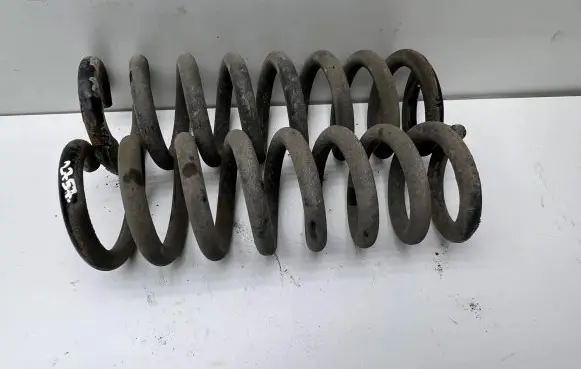 Mercedes-Benz C W204 Rear coil spring