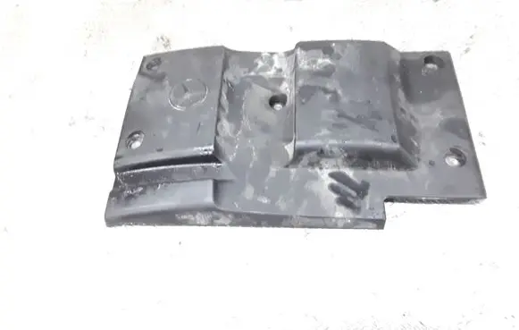 Mercedes-Benz C W202 Engine cover (trim) A6040100267