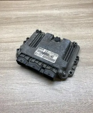 Peugeot 206 Engine control unit/module ECU 9653197180 0281010727