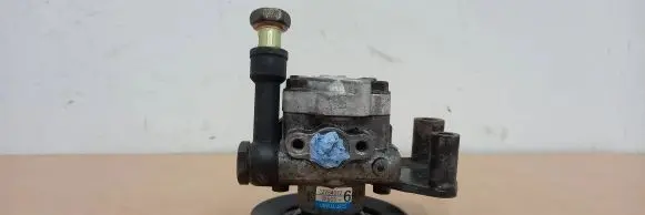 Nissan Navara D22 Power steering pump VK5036 3Z254072
