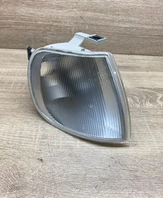 Volkswagen Polo III 6N 6N2 6NF Front indicator light 6N0953050C