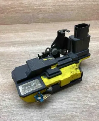 Volvo S80 Front door lock VolvoS80DoorLock