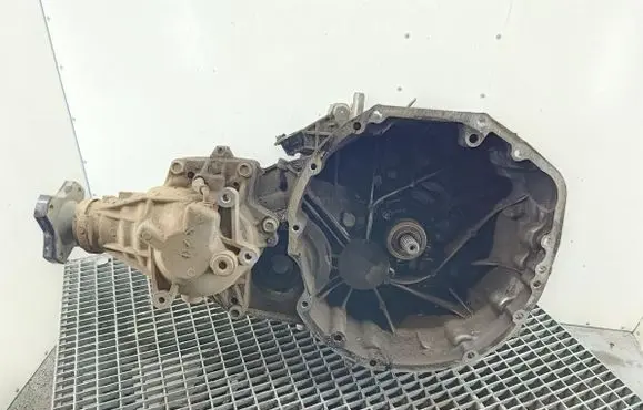 Nissan Qashqai+2 Manual 6 speed gearbox 