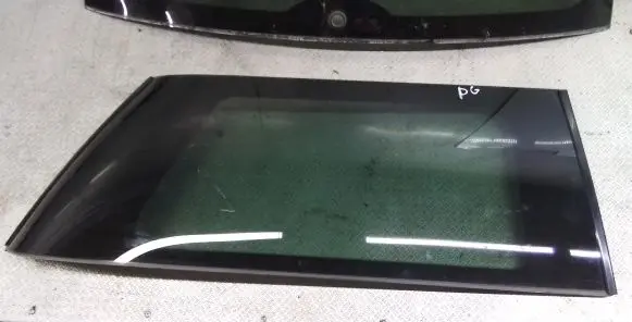 Mini One - Cooper R50 - 53 Rear side window 43R001090