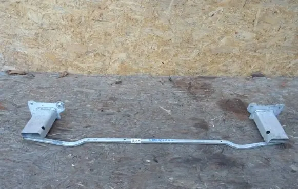 Opel Grandland X Front bumper cross member 9822098580