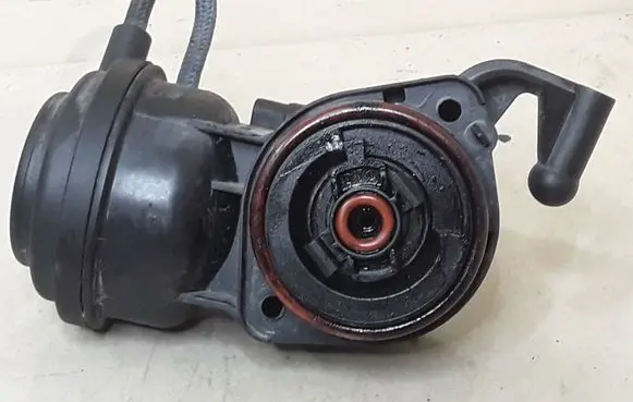 Vacuum valve