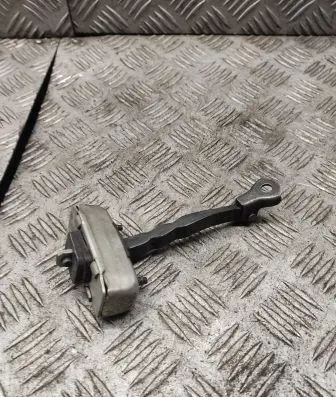 Toyota Avensis T270 Front door check strap stopper 445fr