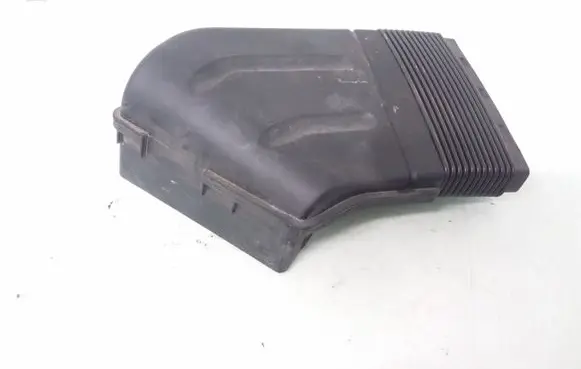 Audi A4 S4 B7 8E 8H Air intake duct part 8E0129617D