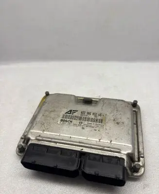 Volkswagen Sharan Engine control unit/module 022906032AS 26SA8139 0261207386