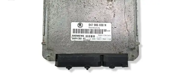 Skoda Felicia I Engine control unit/module 047906030N 5WP435201