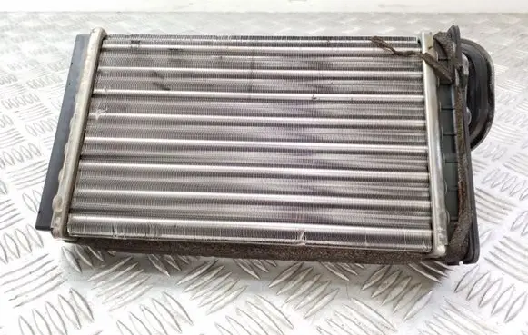 Volkswagen PASSAT B5.5 Heater blower radiator 8D1819031B