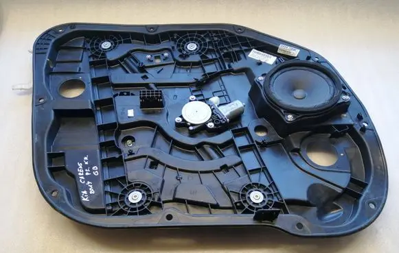 KIA Carens III Front door window regulator with motor 82470A4410 92470A4000 82450A4000