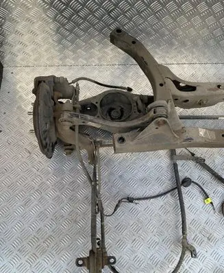Hyundai i30 Stub axle 