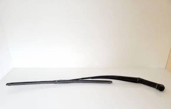 Mazda CX-7 Windshield/front glass wiper blade 