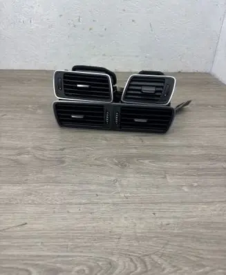 Volkswagen PASSAT B7 Dash center air vent grill 3AB819728A 3AB819702A 3AB819701A