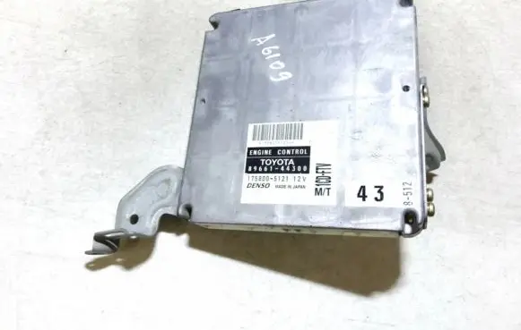 Toyota Avensis Verso Engine control unit/module 8966144300 89661-44300