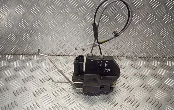 Hyundai i10 Front door lock 