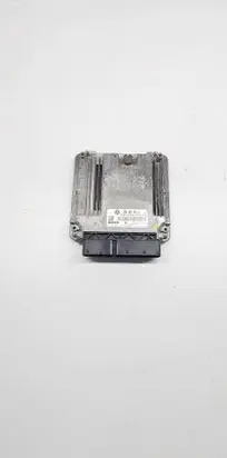 Volkswagen Phaeton Engine control unit/module 3D0907401A 0281013677 8E0907401AB