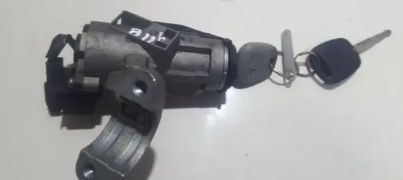 Toyota Corolla E120 E130 Ignition lock 45020024 3043103207552