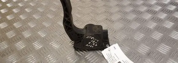 Mercedes-Benz Sprinter W906 Accelerator throttle pedal 0280755025 A9063000304