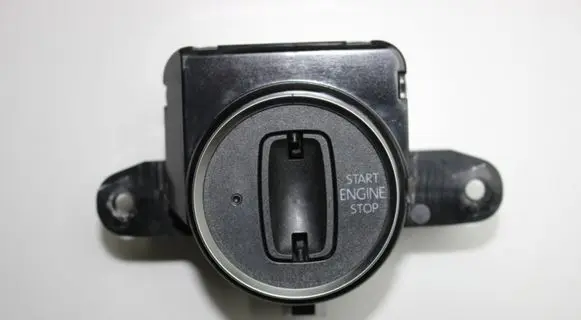 Volkswagen Touareg II Ignition lock 7P6905843