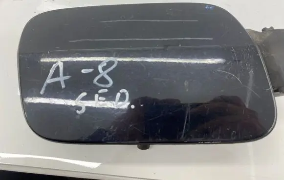 Audi A8 S8 D3 4E Fuel tank cap 4E0809857E