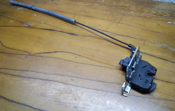 Mercedes-Benz E A207 Seat back rest lock catch 
