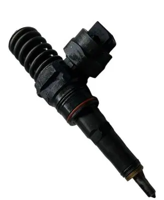 Volkswagen Sharan Fuel injector 038130073J