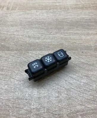 Mercedes-Benz E W124 Windscreen/window heater switch 1248201910