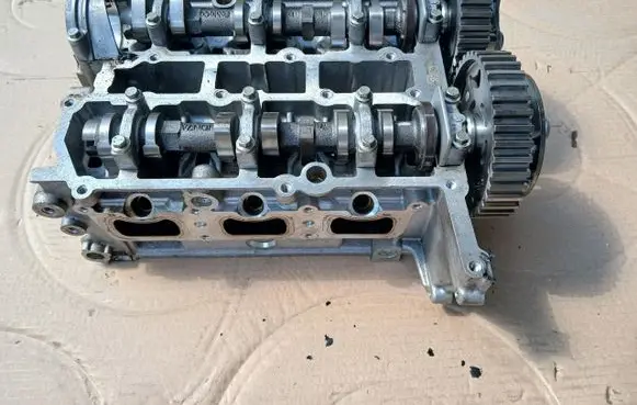 Ford Fiesta Engine head RFE3BG6090
