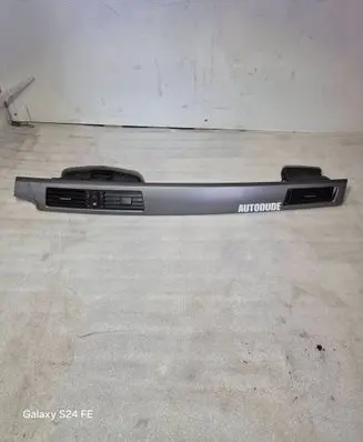 BMW 5 E60 E61 Dashboard glove box trim 7129233 528506