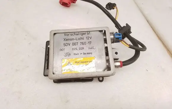 Mercedes-Benz E W210 Headlight ballast module Xenon 5DV00776017