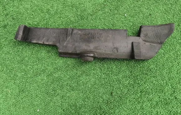 Audi A6 S6 C8 4K Front arch trim 4K0823732
