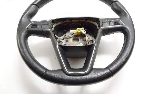 Seat Leon (5F) Steering wheel 5F0419091L 00009001810 307651599A3
