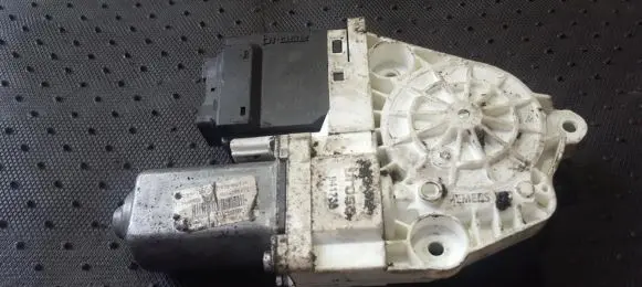 Citroen C5 Front door window regulator motor 965699100 774-60223-00