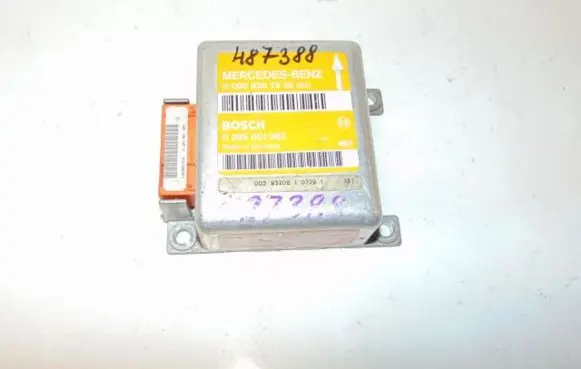 Mercedes-Benz C W202 Airbag control unit/module A0018201926 A0018201026 A0008208026