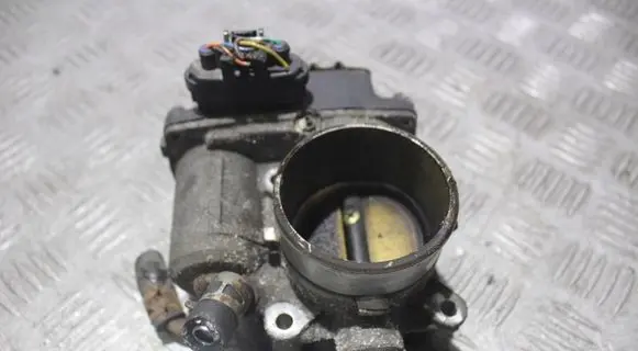 Mitsubishi Lancer X Throttle valve