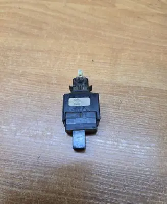 Volvo S60 Clutch pedal sensor 