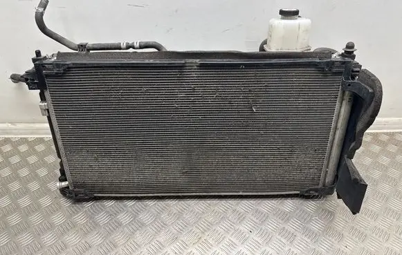 Toyota Corolla E210 E21 Radiator set MF4221367402 1680001970