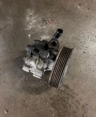Chevrolet Captiva Power steering pump