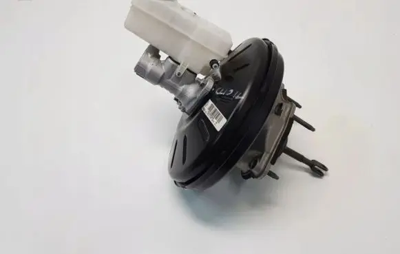 Renault Captur II Power steering pump